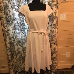 EST 1946 solid White Dress size 14 NWT fully lined